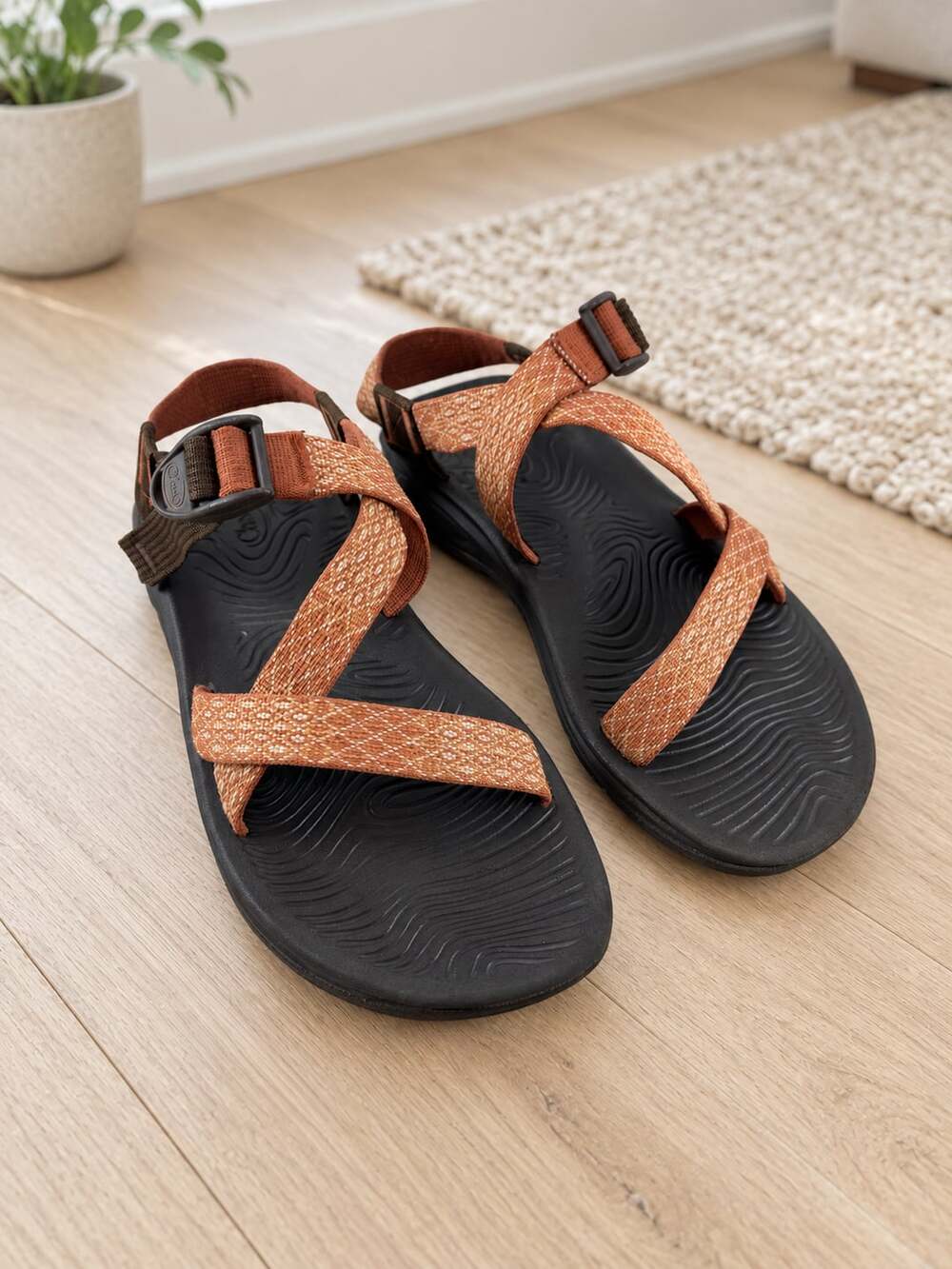 Chaco Z/Volv X2 Women’s 9 Brown Orange Strappy Hiking Sport Sandals